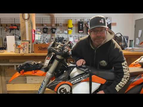 Giant Loop Buckin' Roll Tank Bag - Black